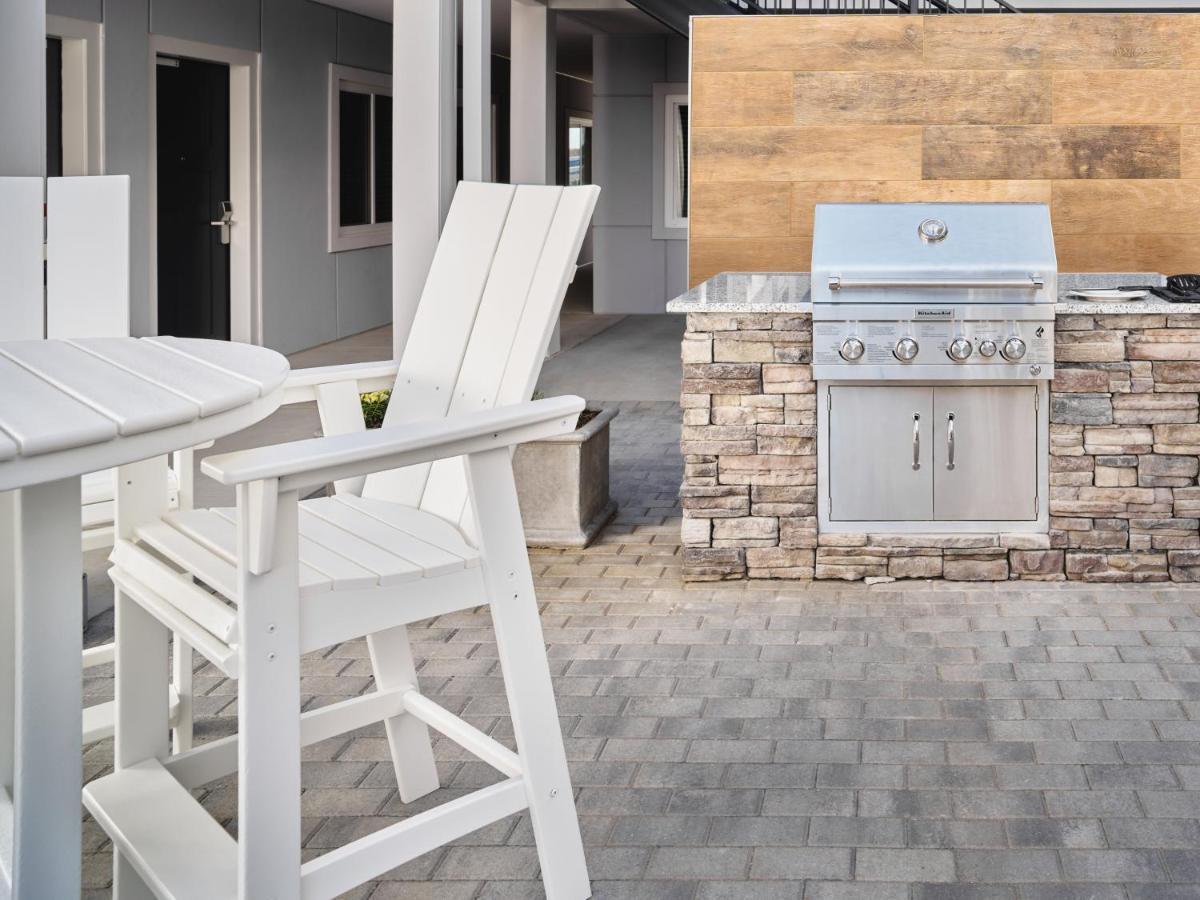 Stayapt Suites San Antonio-Randolph Live Oak Dış mekan fotoğraf